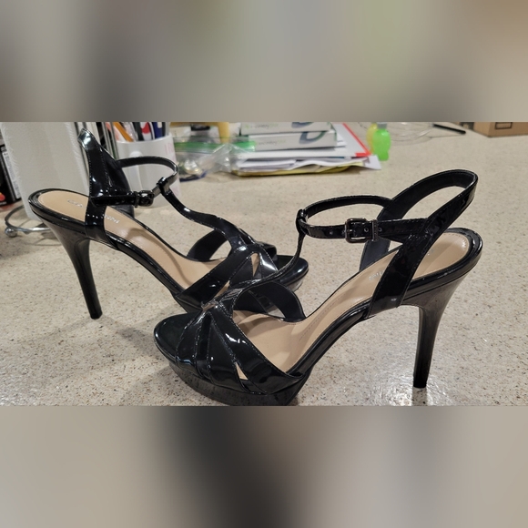 Gianni Bini womens heels - Picture 5 of 6